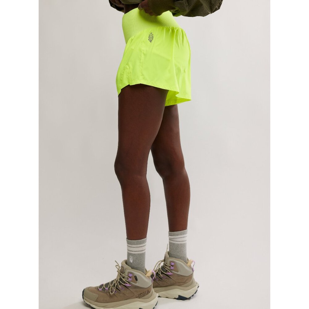 FP MOVEMENT Carpe Diem Shorts / Highlighter Yellow - Picture 4 of 6